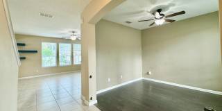Spacious 4-Bedroom Home with Outdoor Oasis in Sought-After Wynnfield Lakes—Minutes from Beach, Shopping, and NS Mayport! Gallery 3