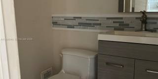 12500 NE 5th Ave Gallery 9