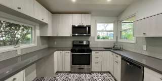 Sherman Oaks 3+2 w/bonus room + upgrades on cul-de-sac lot! Gallery 6