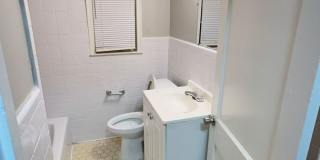 Beautifully Updated 4 bedroom 2 bath Gallery 12
