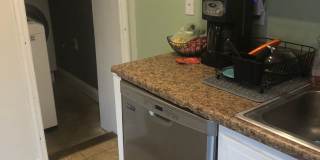 Charming 2BR/1.5BA Townhome with Attached Garage in Hampden, MD! Gallery 7