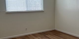 UPDATED 2 BEDROOM APARTMENT!! Gallery 11