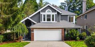 Updated Issaquah Home in Klahanie Neighborhood Gallery 1