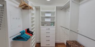 Luxury Apartment Right On The Beach In Lauderdale By The Sea!!! Seasonal rental Gallery 21