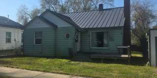 Supper cute 3 bedroom 1 bath house. This house has lots of charm.  The upstairs is one big bedroom. Has a gas fireplace and  laundry room Gallery 1