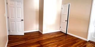 Single Family. 3-bed Home - Desireable Neighborhood! Gallery 31