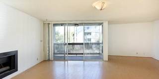 809 South Bundy Drive Gallery 2