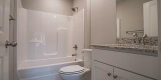 Cozy 2 bedroom 2 bath home! Gallery 9