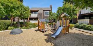 Grove Apartments Gallery 11