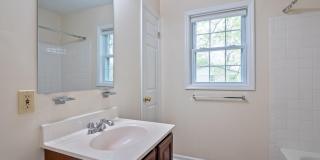 4907 37TH Place Gallery 40