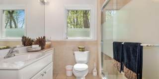8309 OLD SEVEN LOCKS Road Gallery 27
