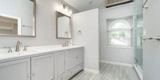 13738 Roswell Drive Gallery 18