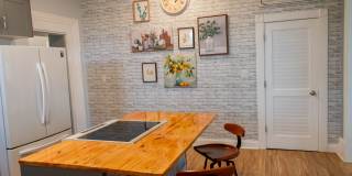 900 North 11th Street Gallery 8