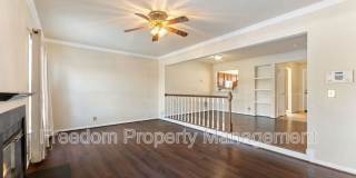 726 Pine Tree Ct. Gallery 13