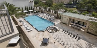 Olympus Harbour Island Gallery 10