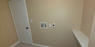 Spacious 4 Bedroom Home close to Missouri State University! $1495! Gallery 6