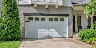3-bedroom, 2.5-bath rental home located in Nashville’s vibrant, 12 South! Gallery 34
