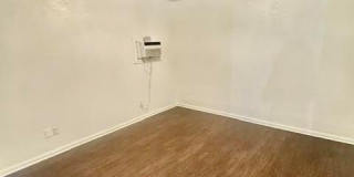 409 N Cedar Street Gallery 8