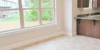 Beautiful Town Home with Garage in Chelsea... Available to View Now!!! Gallery 6