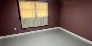 239 Poplar Street Gallery 8