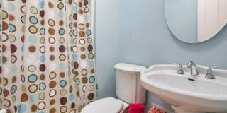 408 Tuttle Avenue Gallery 16