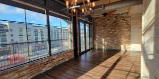 550 E Main Stree Gallery 1