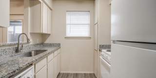 HALF OFF FIRST MONTH'S RENT Gallery 1
