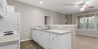 Marble Cliff Commons Gallery 95