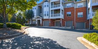Lakeside at Town Center Apartments Gallery 8
