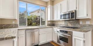 7 Ratto Road - 3 bedroom / 2.5 bathroom 7 Ratto Road - 3 bedroom / 2.5 bathroom Gallery 9