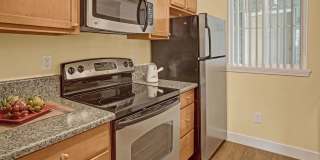 Regency Woods Apartment Homes Gallery 3