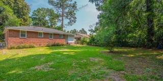 Newly Renovated & Spacious Home w/ Bonus Room Gallery 22
