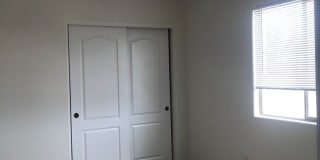 Beautiful 5 Bedroom 3 Bath in Surprise asking $2500.00 Gallery 26