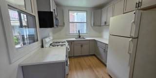 Space 3 bed 1 bath house for rent in Braddock! Gallery 1