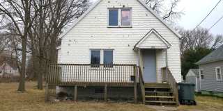 FOR RENT- 306 Charles St- Pets Ok* $$MOVE IN PROMO$$ Gallery 1