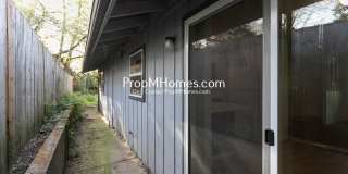 Three Bedroom Home in NE! Gallery 16