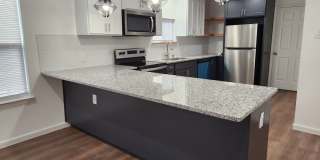 MODERN DECORATED HOUSE | 4 BEDROOM | 2 BATH | COVERED PATIO | CASITA WITH KITCHEN, BATH & LAUNDRY Gallery 6