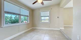 BEAUTIFUL ANNUAL RENTAL HOME - Convenient Location! Gallery 24