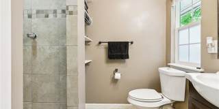 6227 BRUNSWICK Court Gallery 10