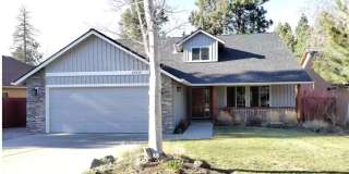 Spacious, updated home with A/C in SW Bend! Gallery 1