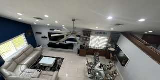 8 ELTON Place Gallery 18