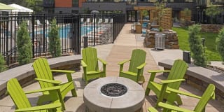 Be @ Axon Green Gallery 24