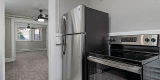Elegant Renovation! HUGE 1 Bed 1 Bath Available Now! Gallery 69