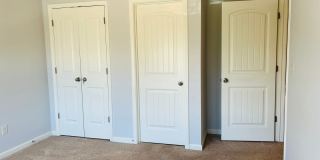 WOW! 3 bedroom 3.5 bathroom townhome! Like New! Must see Gallery 19