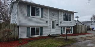 Updated 3 bedroom Kenosha home Gallery 1