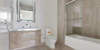 La Vida Melrose Gallery 2