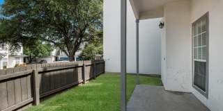 Castle Hills Townhomes Gallery 32