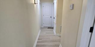 3425 Kenwood Gallery 26