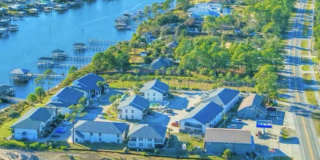 7813 North Lagoon Drive Gallery 7
