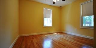 Oak Sq. Brighton 3-bed with Parking Gallery 12